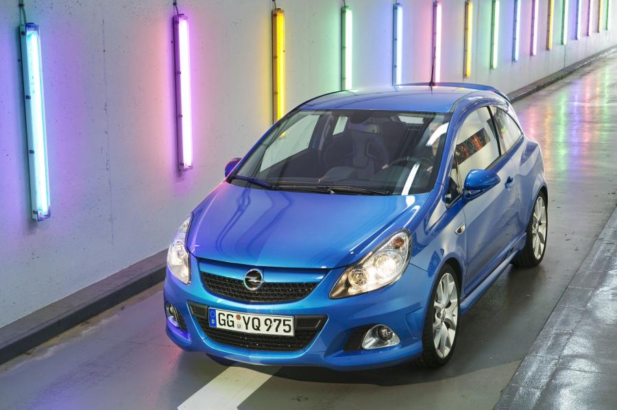  Opel Corsa OPC 2007 года  (фото 8 из 63)